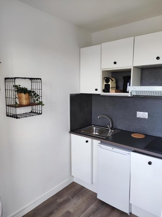 Studio 22 - Coucher De Soleil & Vue Mer Courseulles-sur-Mer Exterior photo